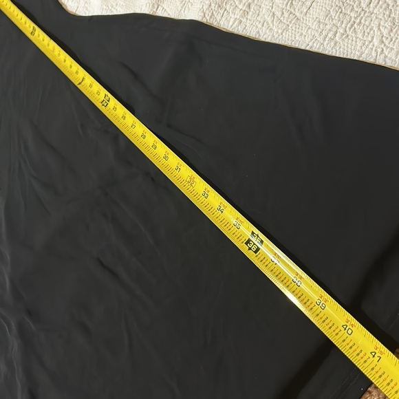 Laundry by Shelli Segal Black Midi Stretch Dress. Size 10. Missing belt - Picture 8 of 10